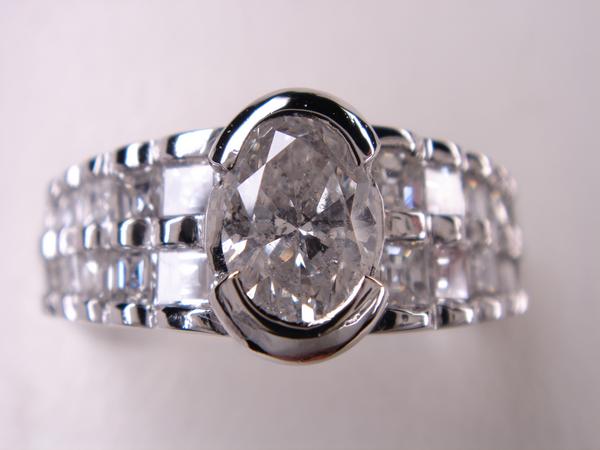 1.70ct Diamonds Ring (Plat-10)